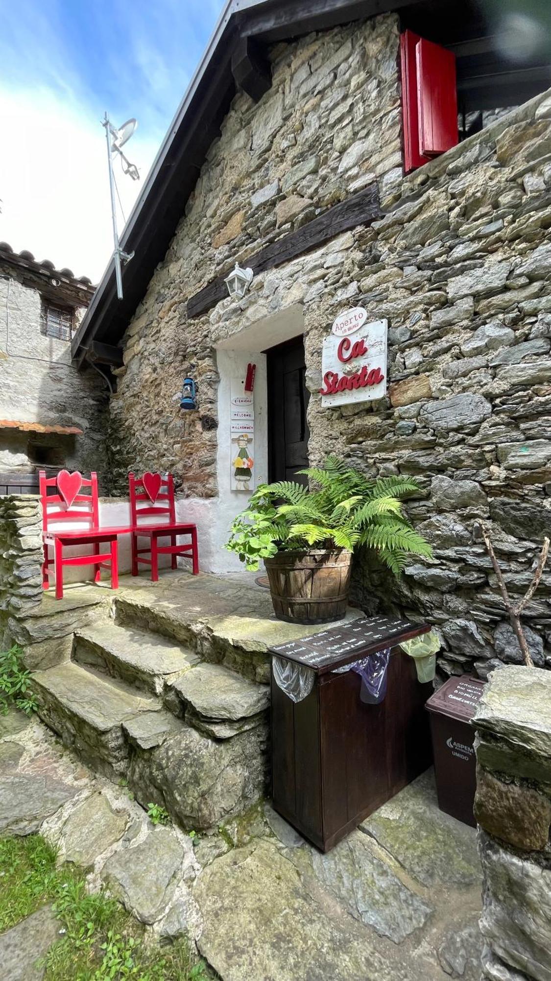 Ca' Storta una romantica baita fra i monti Gravedona Esterno foto